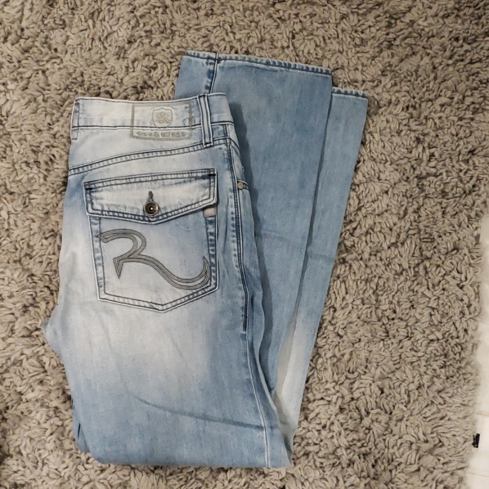 Jean's